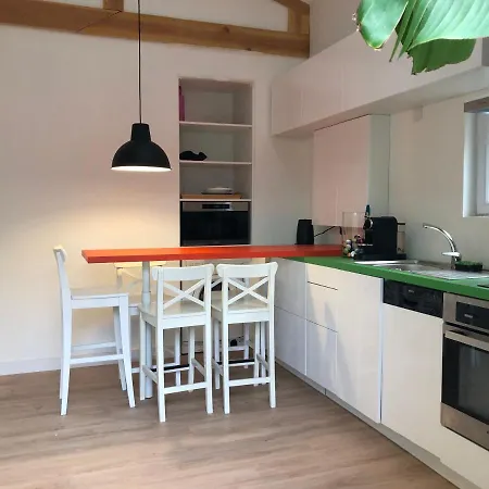 Maison Independante Avec Jardin, Tres Calme, Centre La Rochelle (Charente-Maritime)