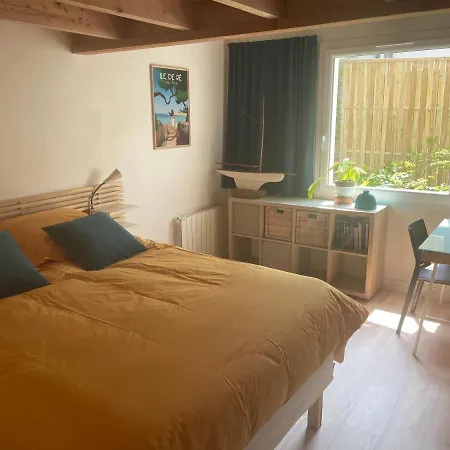 Maison Independante Avec Jardin, Tres Calme, Centre 아파트 *